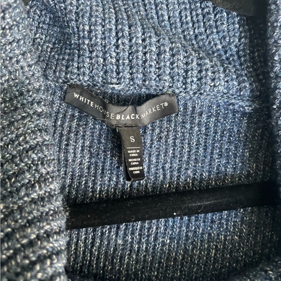WHBM Sweater - Picture 2 of 4
